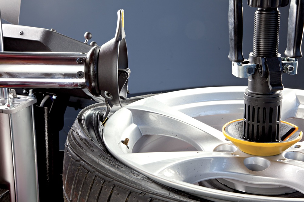 máy tháo lốp không dùng lơ via